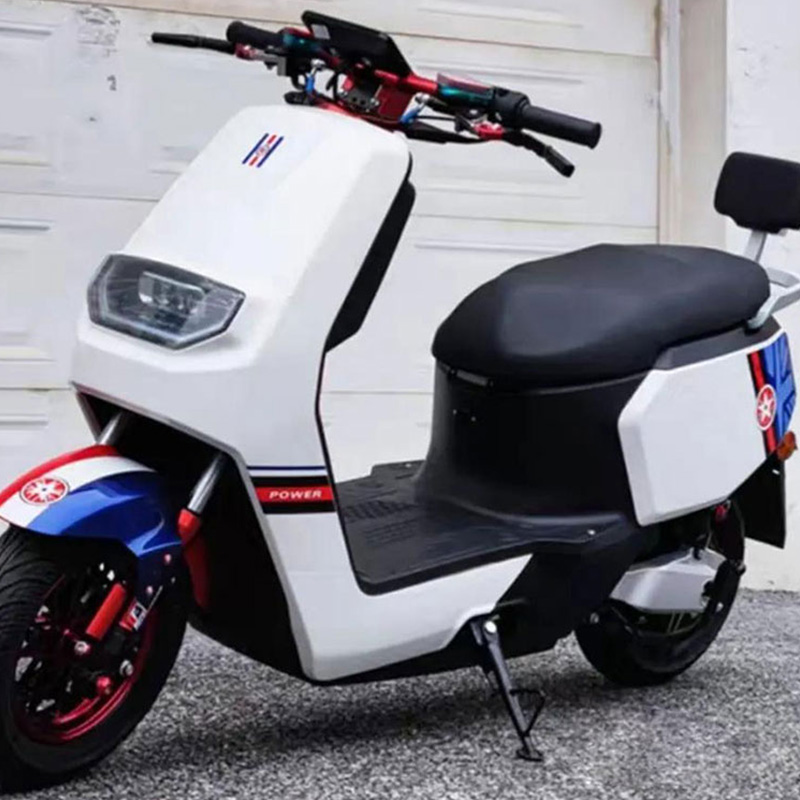 Hot Sale Elektrisk Motorcykel 3000W Streetbike Scooter Elektrisk Motorcykel Dele CKD